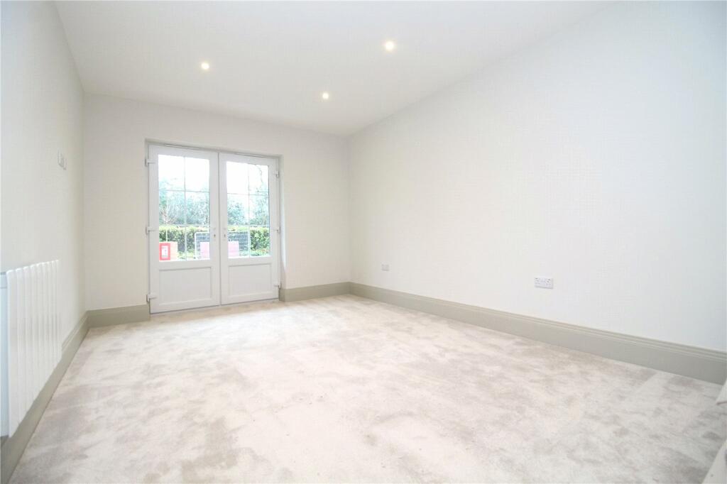 Additional property image - Chewton Farm Road, Highcliffe, Dorset, BH23