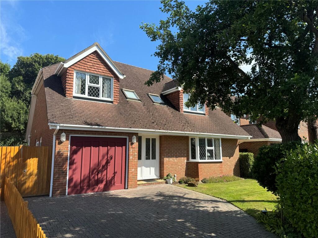 Additional property image - Willow Walk, Barton On Sea, Hampshire, BH25
