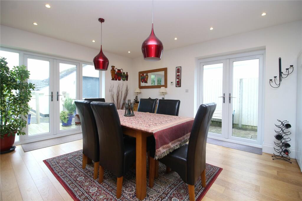 Additional property image - Beechwood Avenue, New Milton, Hampshire, BH25