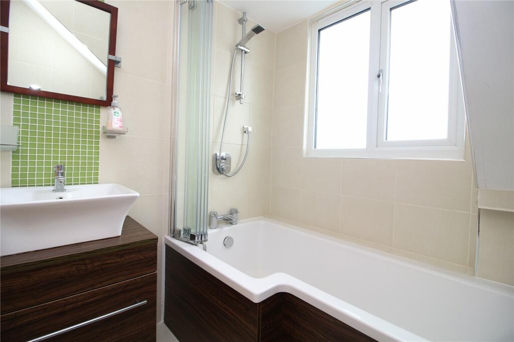 Additional property image - Beechwood Avenue, New Milton, Hampshire, BH25