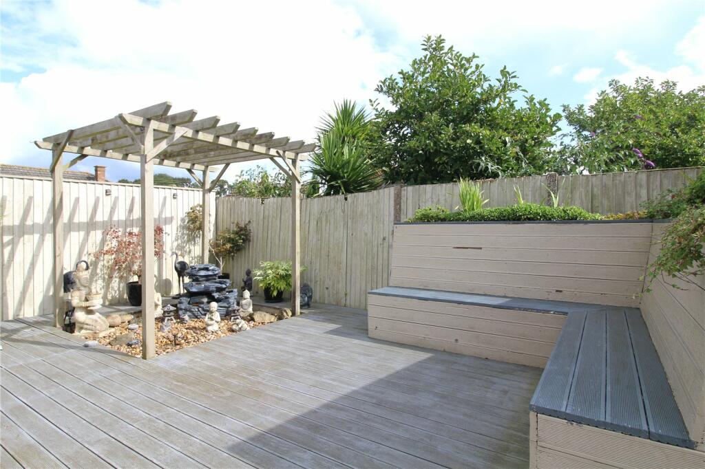 Additional property image - Beechwood Avenue, New Milton, Hampshire, BH25