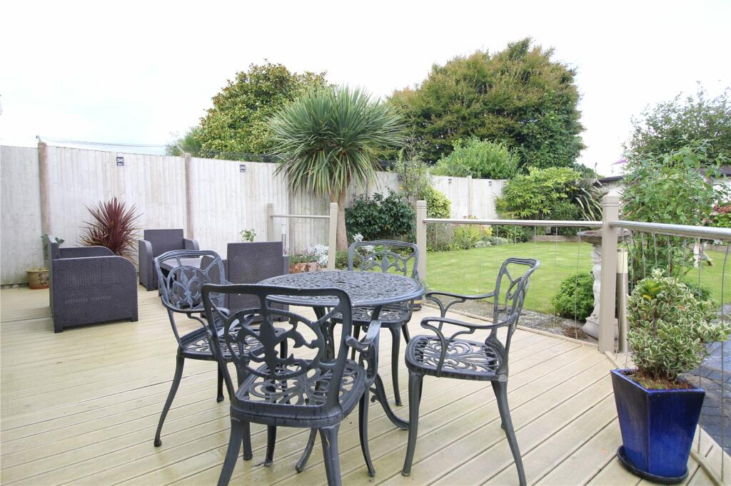 Additional property image - Beechwood Avenue, New Milton, Hampshire, BH25
