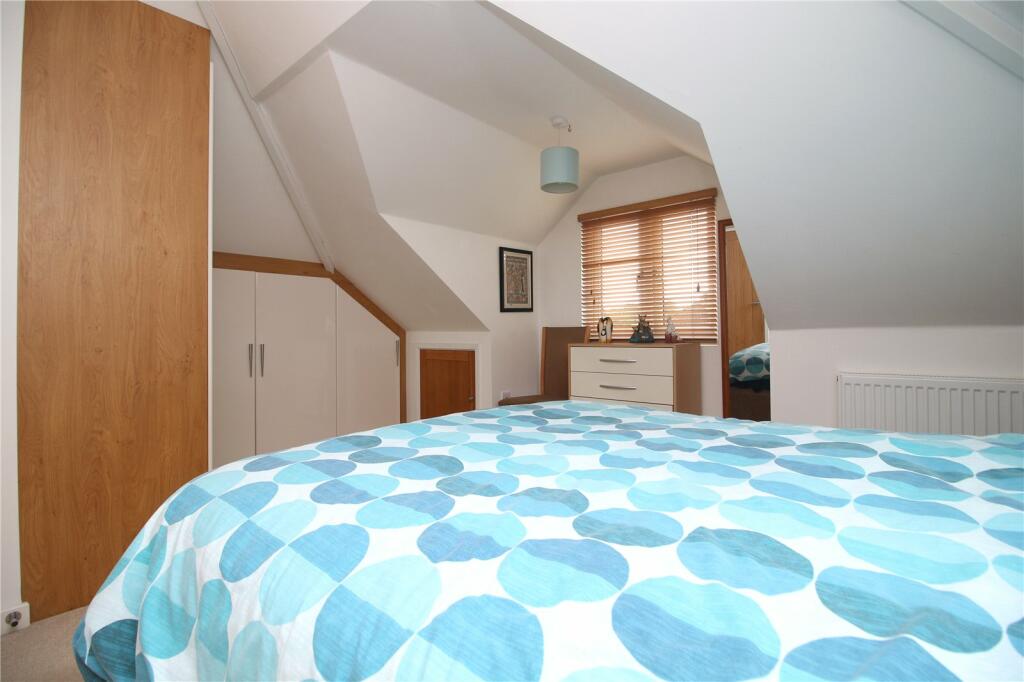 Additional property image - Beechwood Avenue, New Milton, Hampshire, BH25