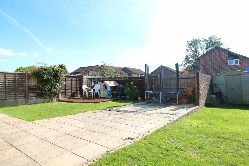 Additional property image - Buckingham Walk, New Milton, Hampshire, BH25