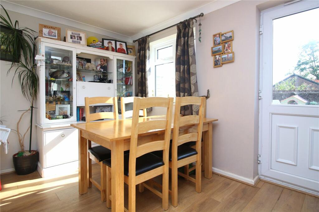 Additional property image - Buckingham Walk, New Milton, Hampshire, BH25