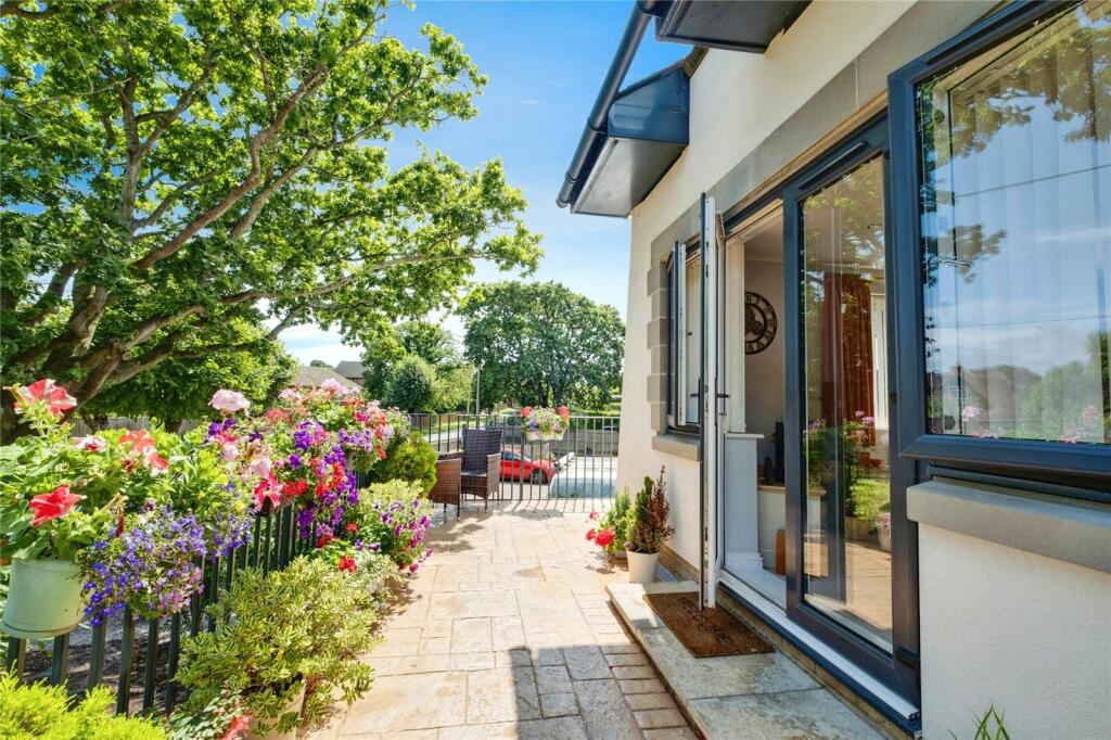 Additional property image - The Oaks, Barton Court Avenue, Barton On Sea, Hampshire, BH25