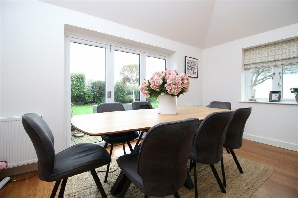 Additional property image - Southern Lane, Barton On Sea, New Milton, Hampshire, BH25