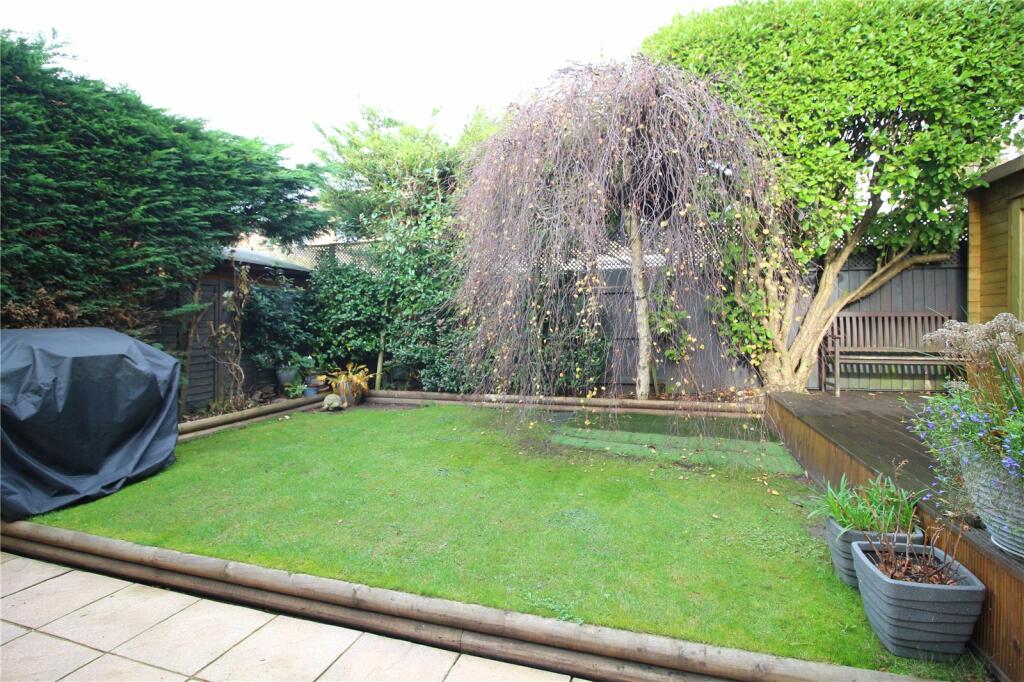 Additional property image - Springfield Gardens, Lower Ashley, New Milton, Hampshire, BH25