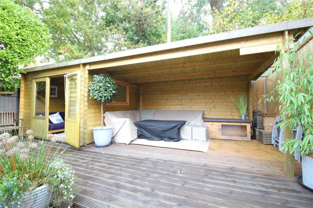 Additional property image - Springfield Gardens, Lower Ashley, New Milton, Hampshire, BH25