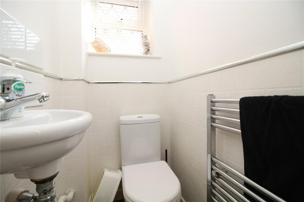 Additional property image - Springfield Gardens, Lower Ashley, New Milton, Hampshire, BH25