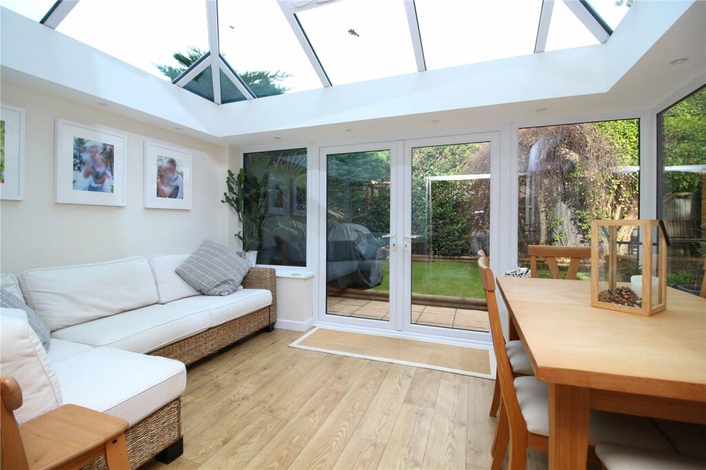 Additional property image - Springfield Gardens, Lower Ashley, New Milton, Hampshire, BH25