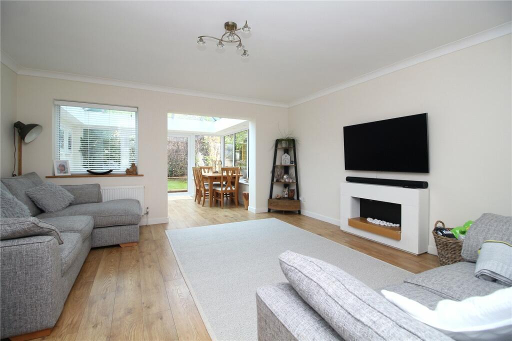 Additional property image - Springfield Gardens, Lower Ashley, New Milton, Hampshire, BH25