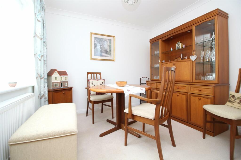 Additional property image - Kingfishers Cottages, Southern Lane, Barton On Sea, Hampshire, BH25