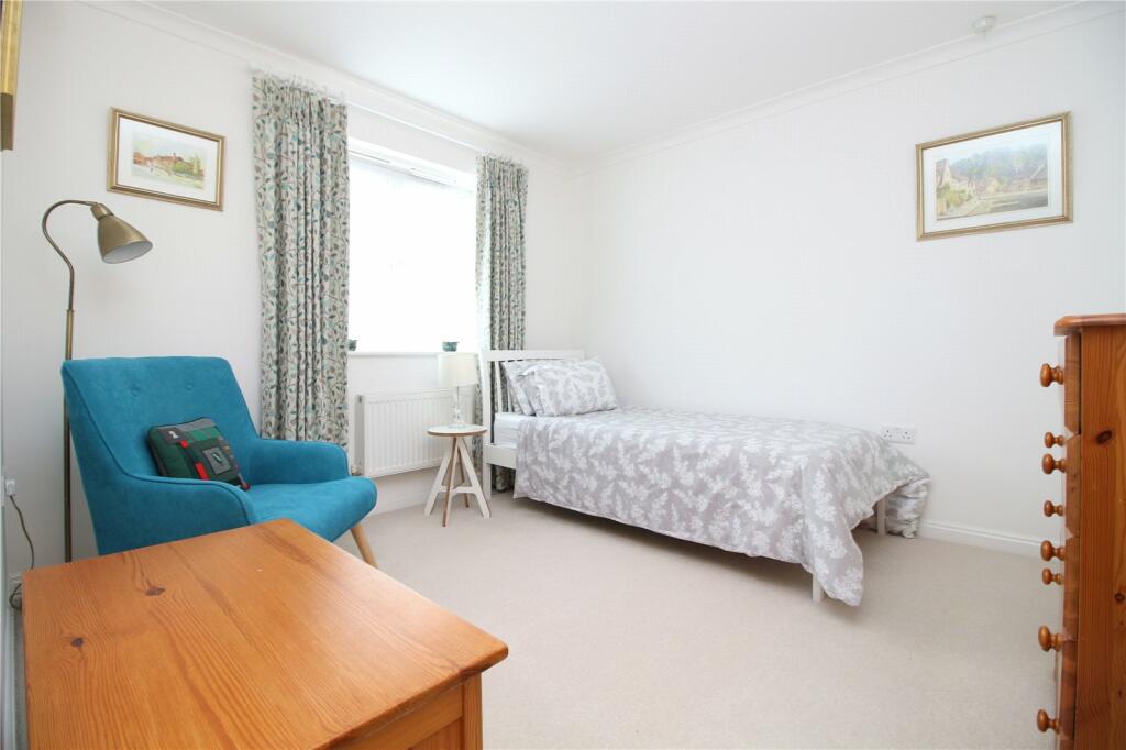 Additional property image - Kingfishers Cottages, Southern Lane, Barton On Sea, Hampshire, BH25