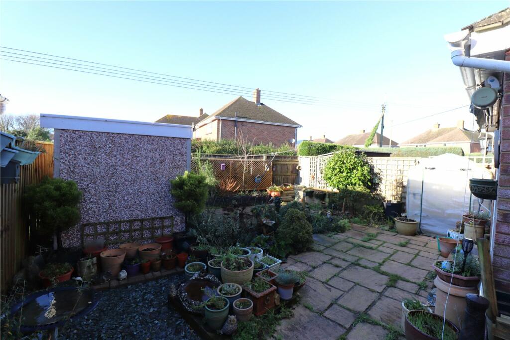 Additional property image - Milton Mead, New Milton, Hampshire, BH25