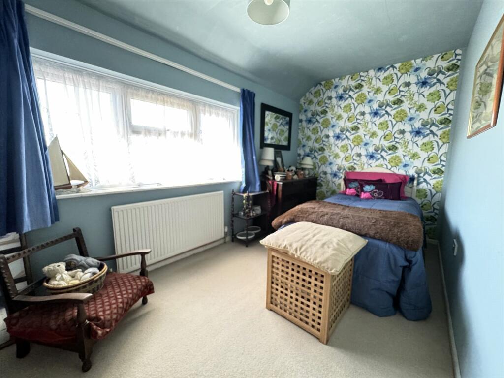 Additional property image - Milton Mead, New Milton, Hampshire, BH25
