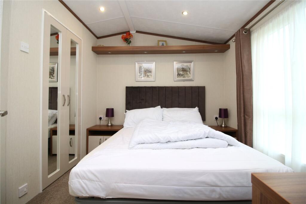 Additional property image - Chewton Sounds, Naish Estate, Barton On Sea, Hampshire, BH25
