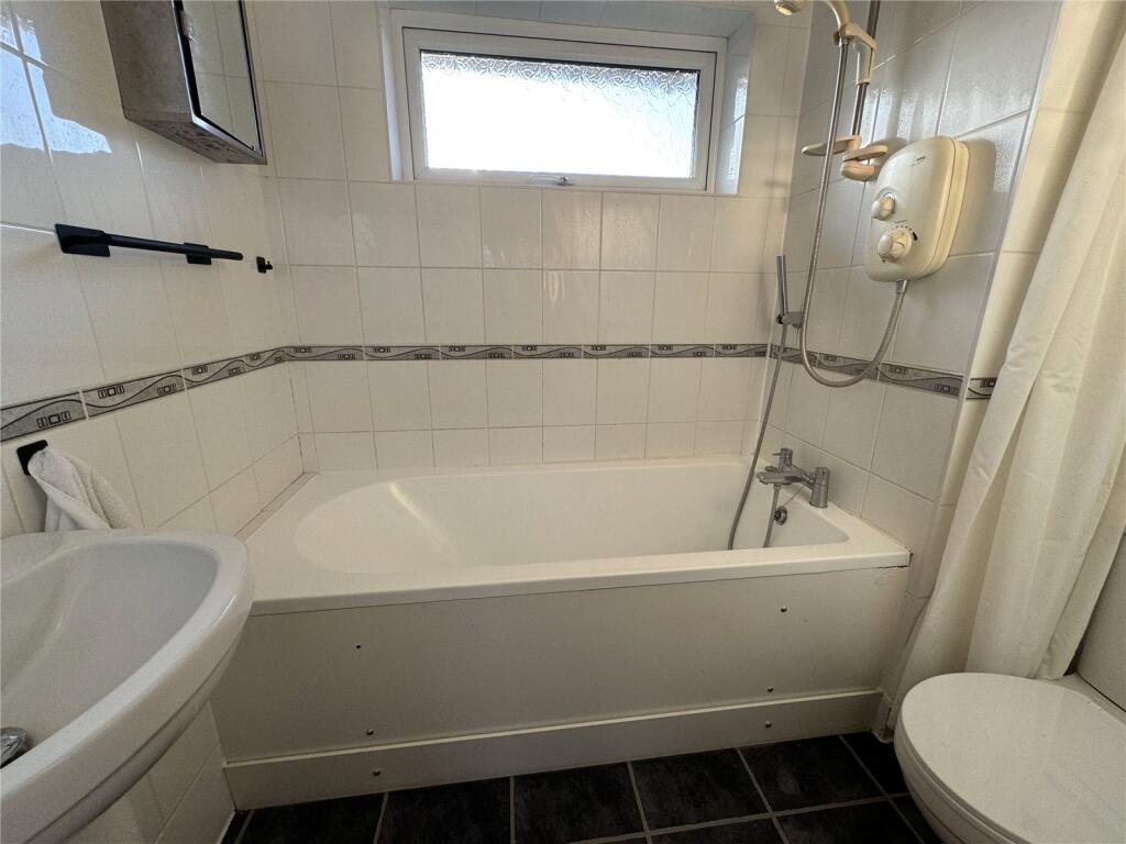Additional property image - Poplar Road, Ashley, New Milton, Hampshire, BH25