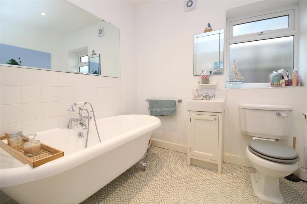 Additional property image - Marston Road, New Milton, Hampshire, BH25