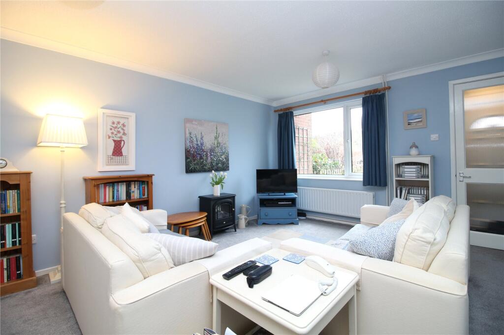 Additional property image - Carisbrooke Court, New Milton, Hampshire, BH25
