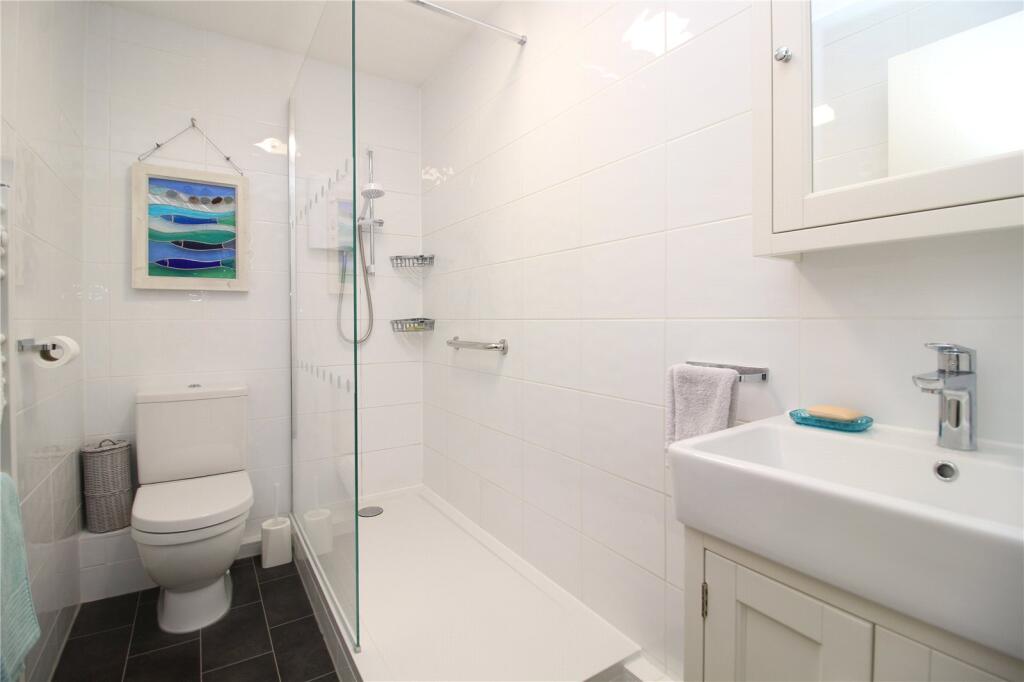 Additional property image - Carisbrooke Court, New Milton, Hampshire, BH25