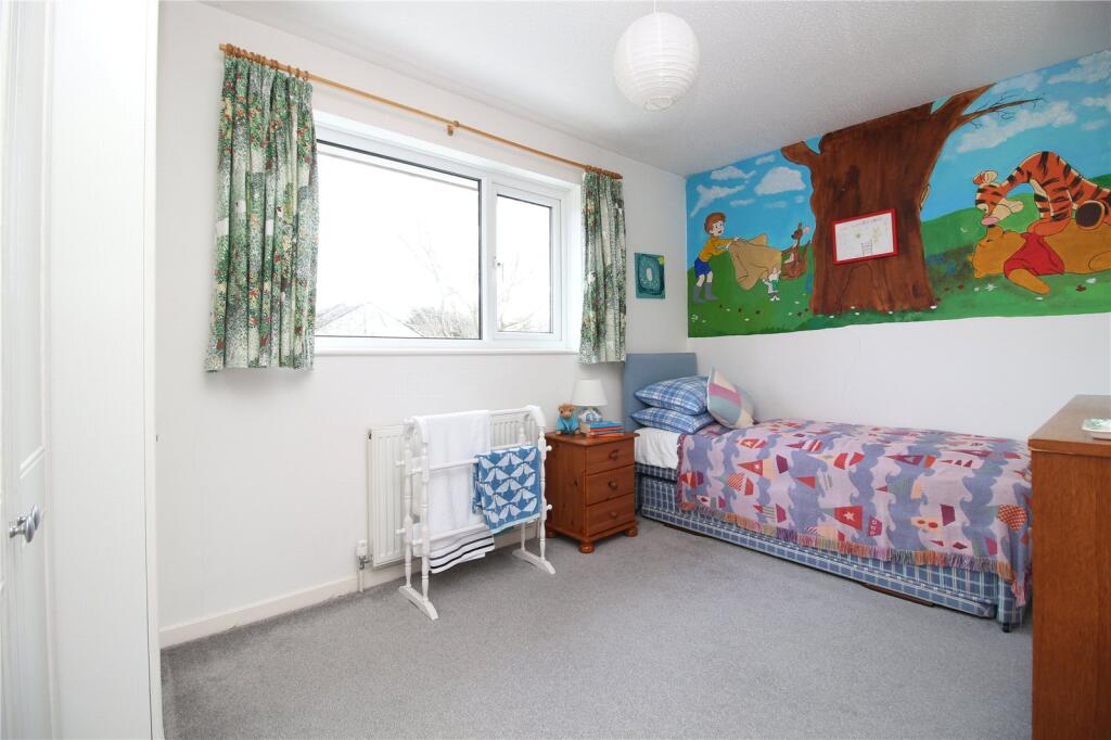 Additional property image - Carisbrooke Court, New Milton, Hampshire, BH25