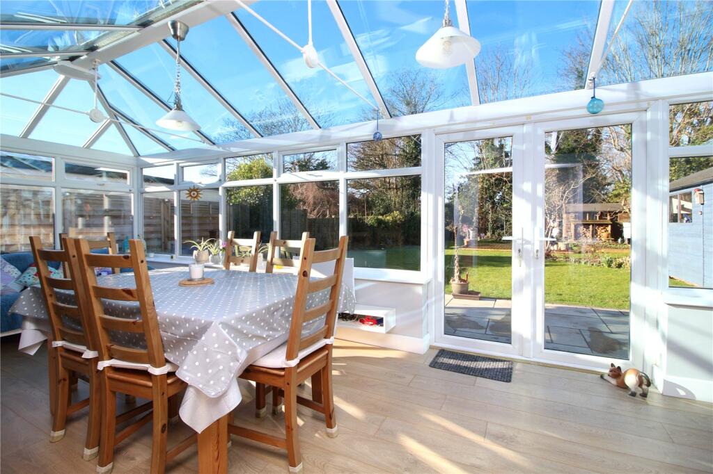 Additional property image - Oakwood Avenue, New Milton, Hampshire, BH25