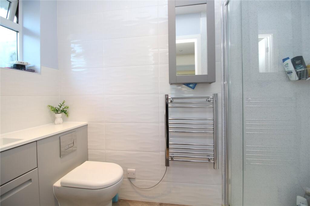 Additional property image - Oakwood Avenue, New Milton, Hampshire, BH25