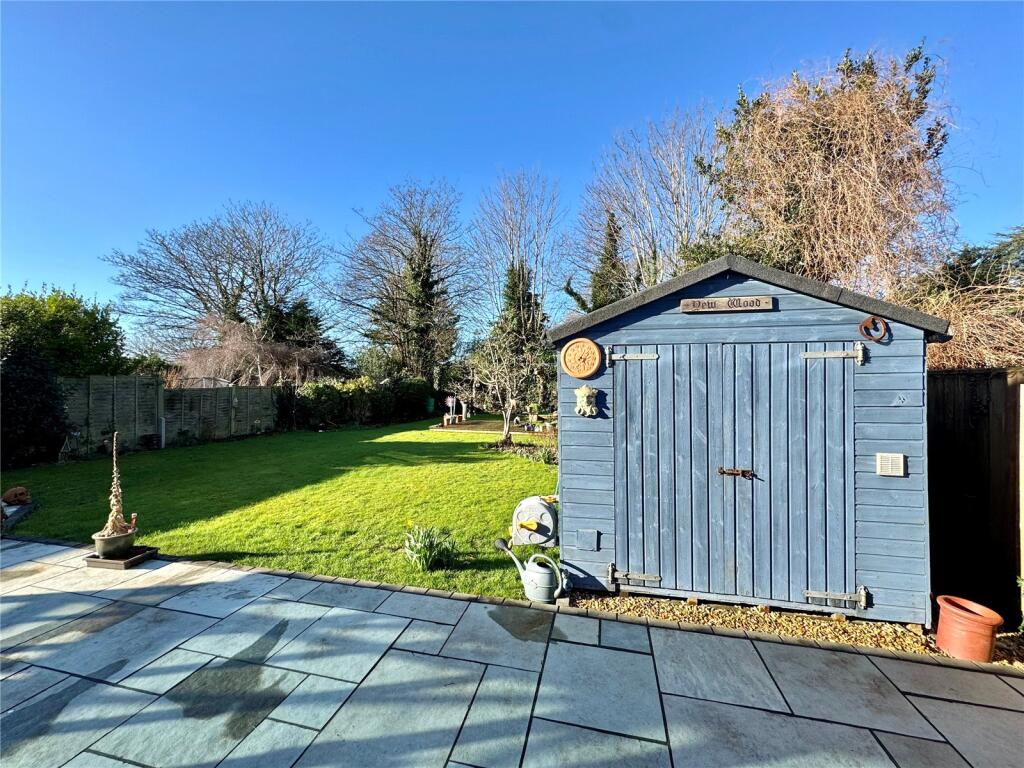 Additional property image - Oakwood Avenue, New Milton, Hampshire, BH25