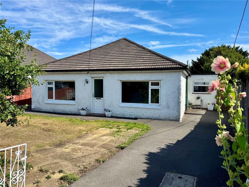Main image of property: Milton Grove, New Milton, Hampshire, BH25