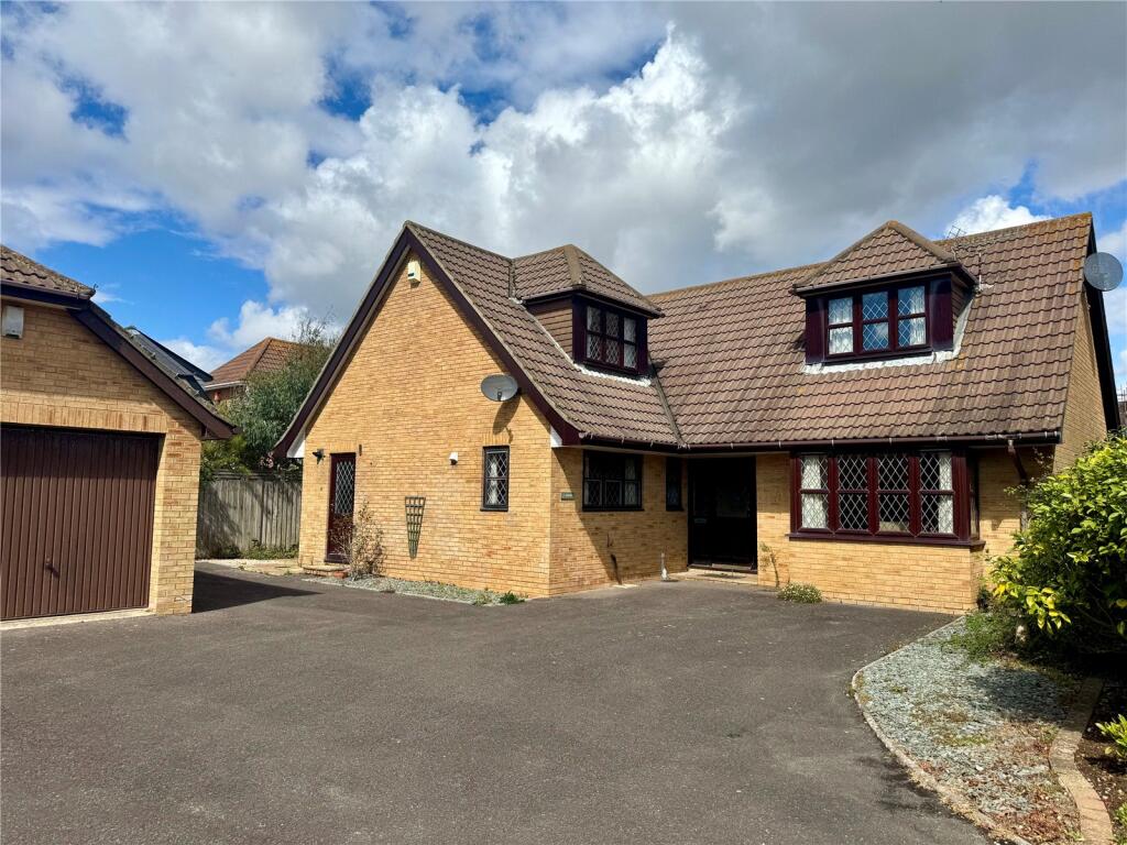 Main image of property: Sandmartin Close, Barton On Sea, Hampshire, BH25