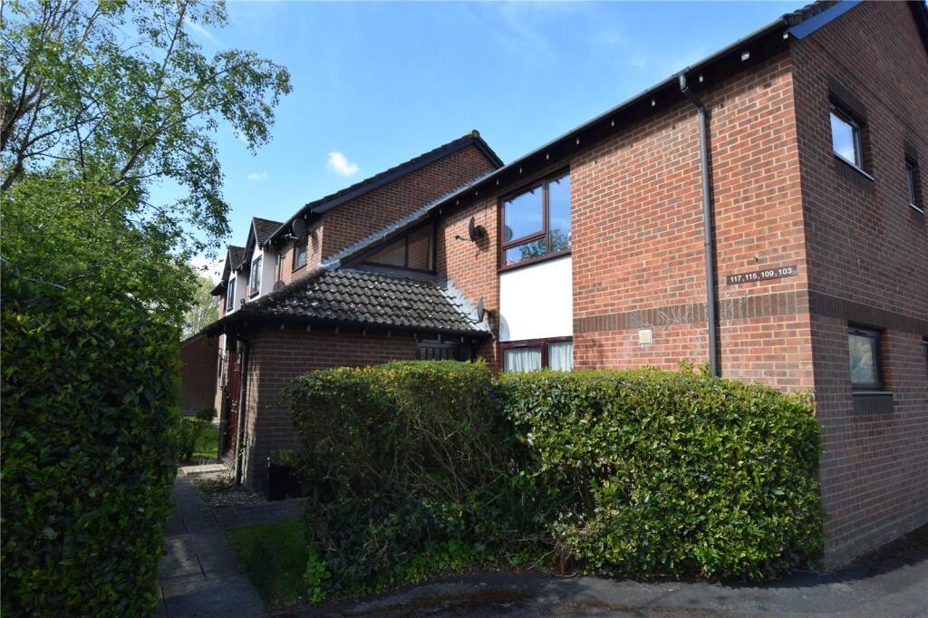 Main image of property: Eastlands, New Milton, Hampshire, BH25