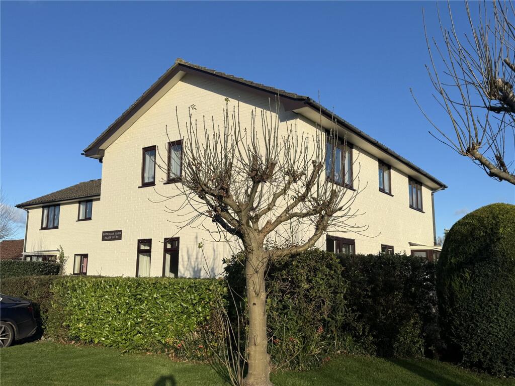 Main image of property: Rothbury Park, New Milton, Hampshire, BH25