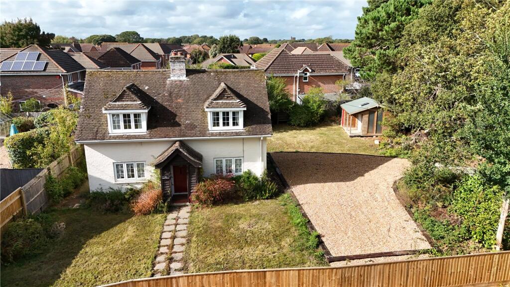 Main image of property: Becton Lane, Barton On Sea, Hampshire, BH25