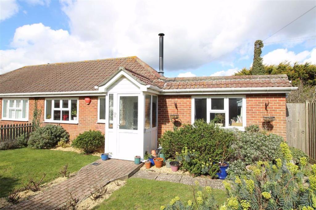 2 bedroom bungalow for sale in Marine Drive East, Barton on Sea