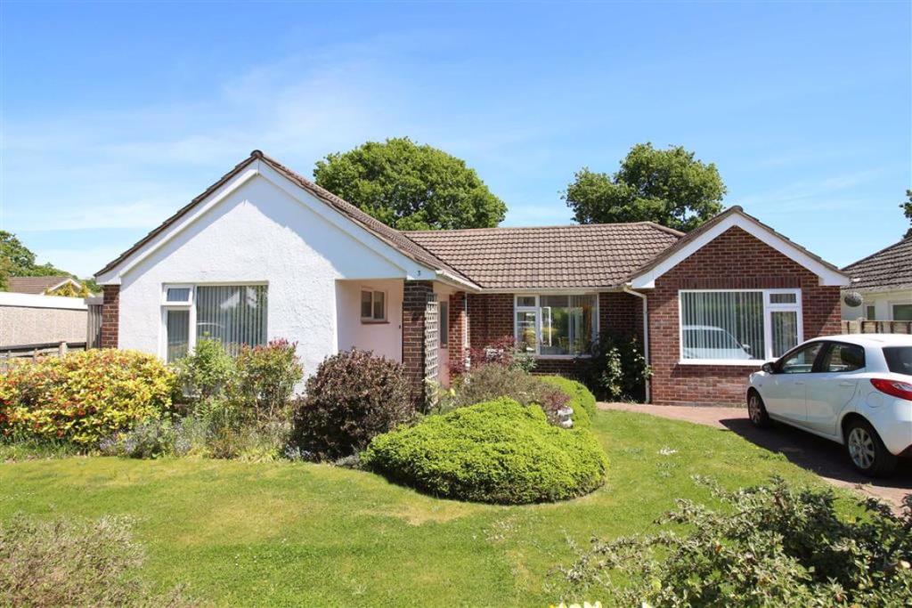 3 bedroom detached bungalow for sale in Barton On Sea, Hampshire, BH25