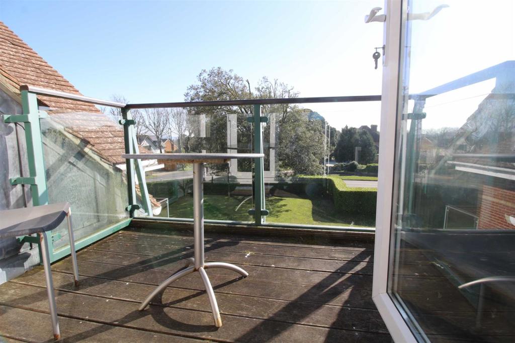 Additional property image - Becton Lane, Barton On Sea, Hampshire, BH25