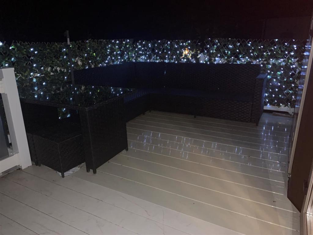 2 bedroom property for sale in Shorefield Park, Near Milford On sea