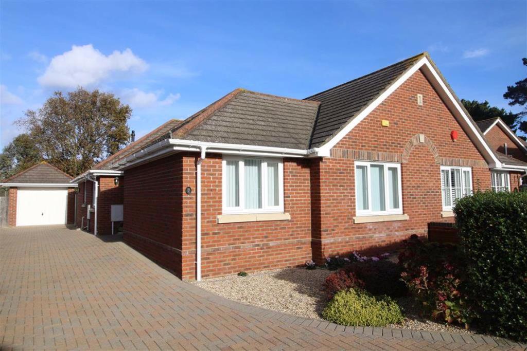 3 bedroom bungalow for sale in Barton On Sea, Hampshire, BH25