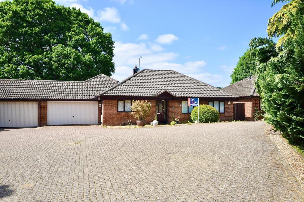 Main image of property: The Oaks, Heath And Reach, LU7 0XZ