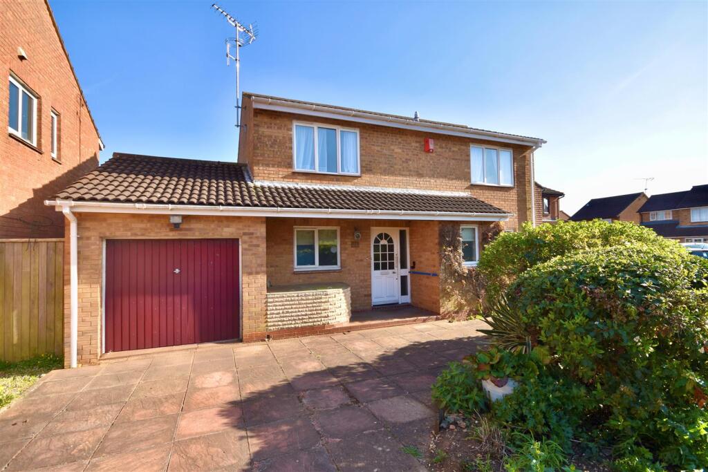 Main image of property: Morrell Close, Luton, LU3 3XB