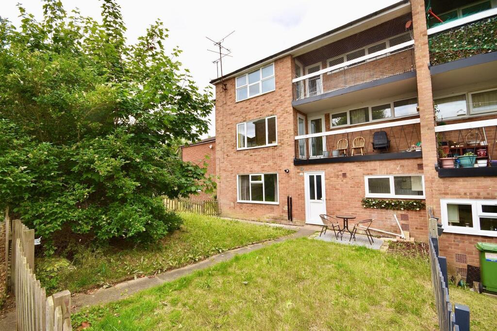Main image of property: Bideford Green, Linslade, LU7 2TN