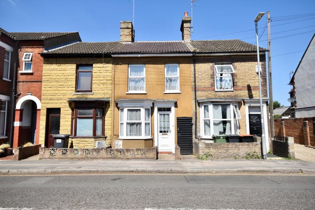 Main image of property: Vandyke Road, Leighton Buzzard, LU7 3HG