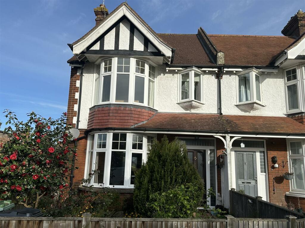 3 bedroom end of terrace house for sale in Park Avenue, Maidstone, ME14
