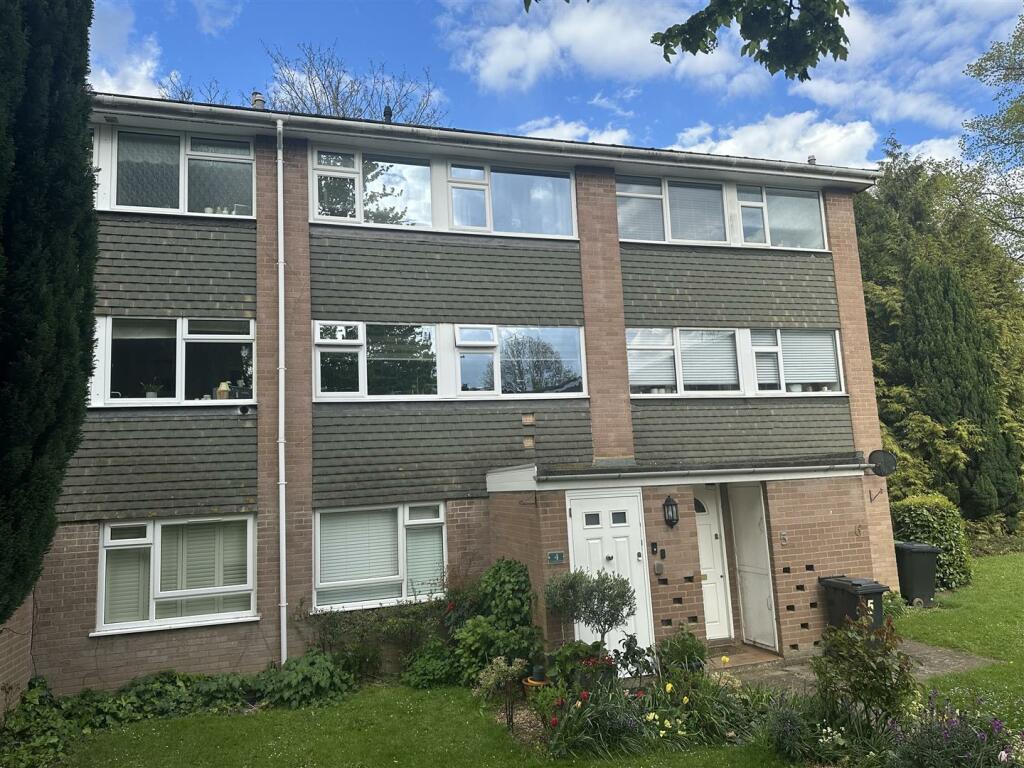 2 bedroom apartment for sale in Clement Court, Maidstone, ME16