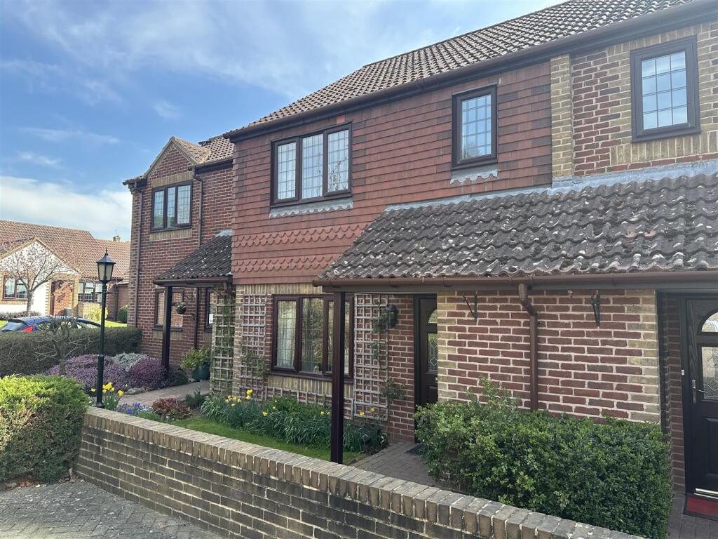 Main image of property: Matterdale Gardens, Barming, Maidstone