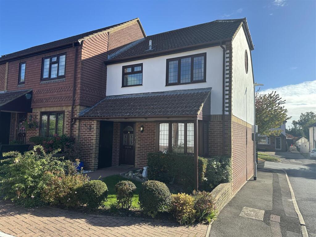 Main image of property: Matterdale Gardens, Barming, Maidstone