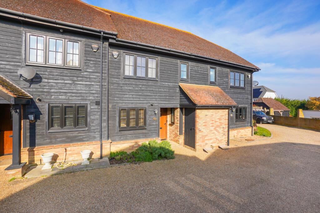 Main image of property: Russett Farm, Pump LLane, Rainham,