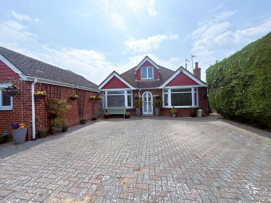 Main image of property: London Road, Newington
