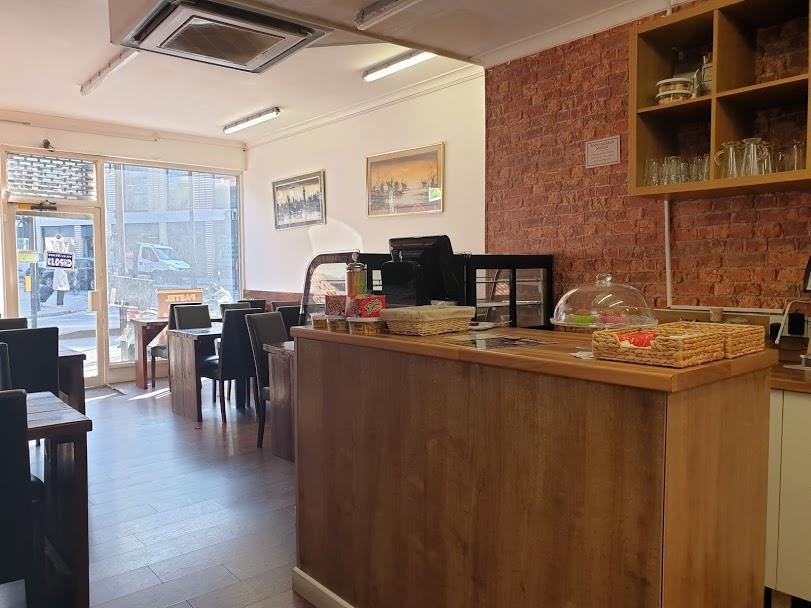 Shop for rent in High Road, Willesden Green, London, NW10